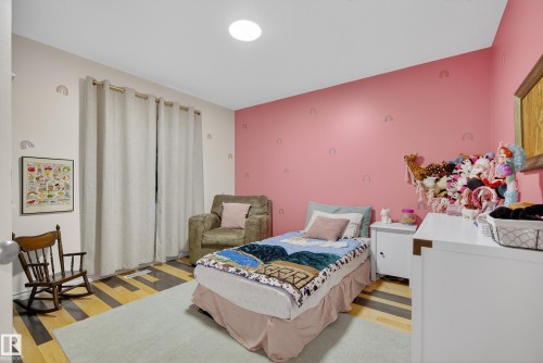 8705 92A Avenue, Edmonton, AB - Indoor Photo Showing Bedroom