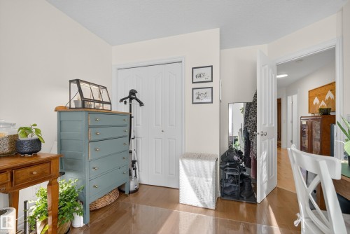8705 92A Avenue, Edmonton, AB - Indoor