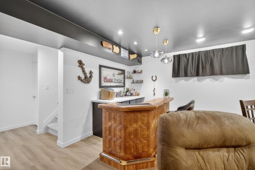 8705 92A Avenue, Edmonton, AB - Indoor