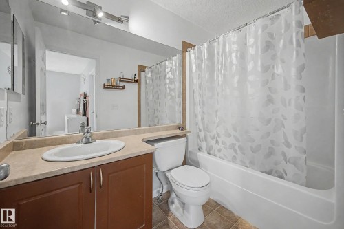 15 5281 Terwillegar Boulevard, Edmonton, AB - Indoor Photo Showing Bathroom