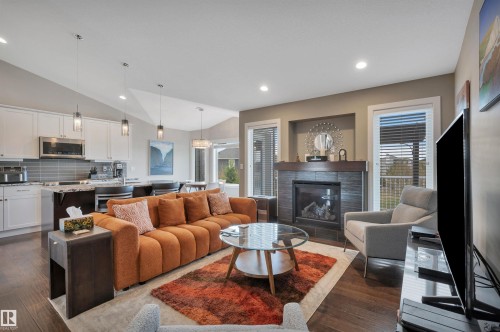437 Meadowview Drive, Fort Saskatchewan, AB - Indoor With Fireplace