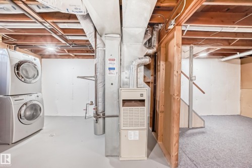 10226 152 Street, Edmonton, AB - Indoor Photo Showing Laundry Room