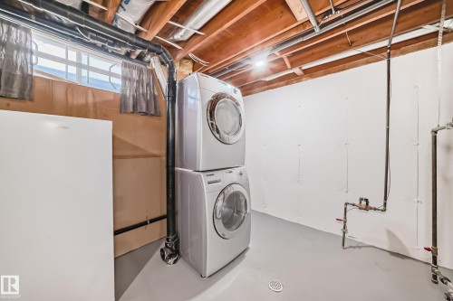 10226 152 Street, Edmonton, AB - Indoor Photo Showing Laundry Room