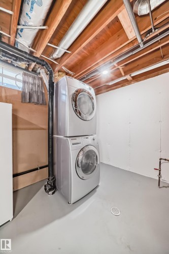10226 152 Street, Edmonton, AB - Indoor Photo Showing Laundry Room