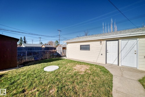 10226 152 Street, Edmonton, AB - Outdoor