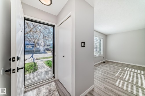10226 152 Street, Edmonton, AB - Indoor Photo Showing Other Room