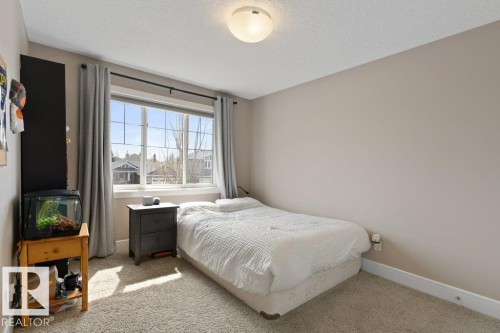 18 Executive Way, St. Albert, AB - Indoor Photo Showing Bedroom