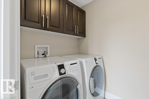 18 Executive Way, St. Albert, AB - Indoor Photo Showing Laundry Room