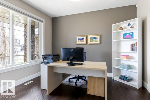 18 Executive Way, St. Albert, AB - Indoor Photo Showing Office