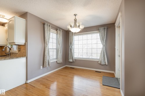 1044 Barnes Way, Edmonton, AB - Indoor