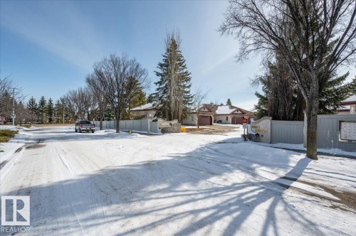 19 1203 Carter Crest Road, Edmonton, AB - Outdoor