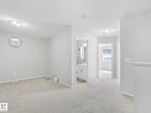 Image quality insufficient for description - 2435 12 Avenue, Edmonton, AB - Indoor Photo Showing Other Room