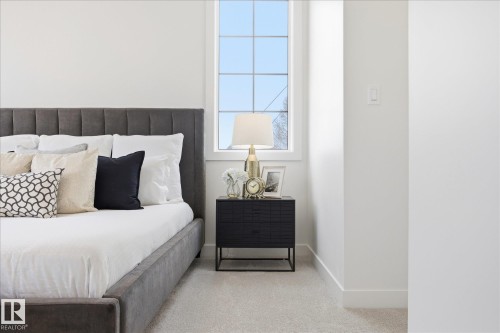 9705 68 Avenue, Edmonton, AB - Indoor Photo Showing Bedroom