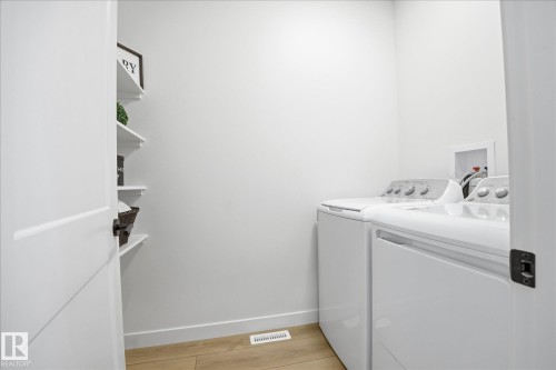 9705 68 Avenue, Edmonton, AB - Indoor