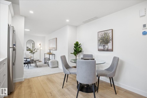 9705 68 Avenue, Edmonton, AB - Indoor Photo Showing Dining Room