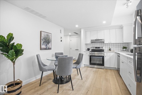 9705 68 Avenue, Edmonton, AB - Indoor Photo Showing Other Room