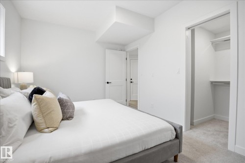 9705 68 Avenue, Edmonton, AB - Indoor Photo Showing Bedroom