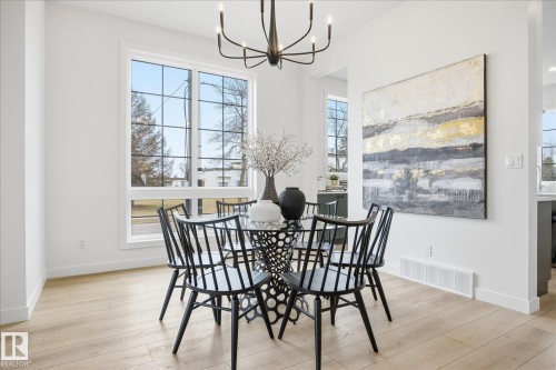 9705 68 Avenue, Edmonton, AB - Indoor Photo Showing Dining Room
