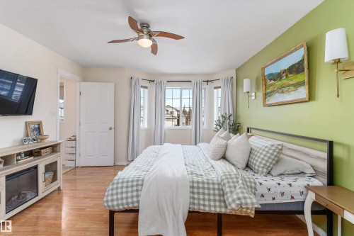 23 Grayridge Bay, Stony Plain, AB - Indoor Photo Showing Bedroom