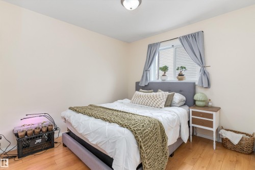 23 Grayridge Bay, Stony Plain, AB - Indoor Photo Showing Bedroom