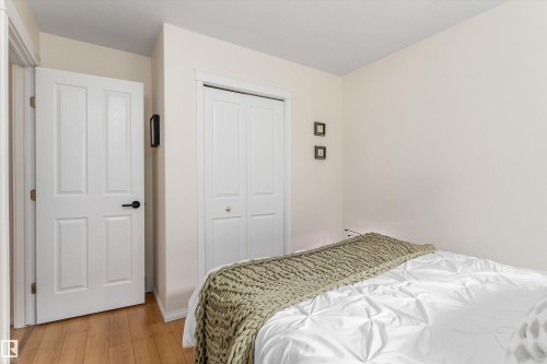 23 Grayridge Bay, Stony Plain, AB - Indoor Photo Showing Bedroom
