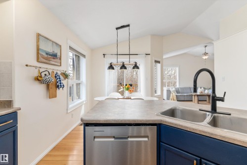 23 Grayridge Bay, Stony Plain, AB - Indoor Photo Showing Kitchen With Double Sink