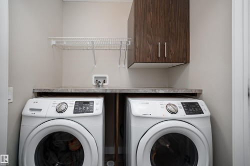 3222 Chernowski Way, Edmonton, AB - Indoor Photo Showing Laundry Room