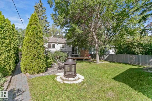 9203 76 Street, Edmonton, AB - Outdoor