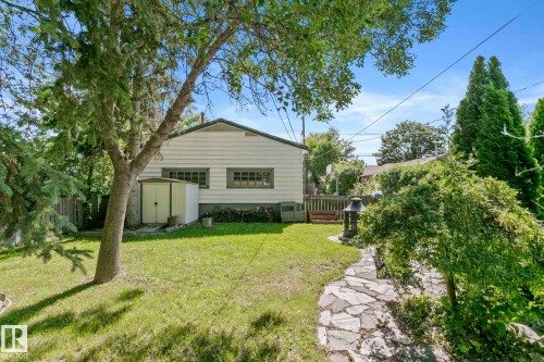 9203 76 Street, Edmonton, AB - Outdoor