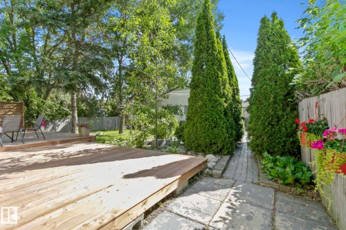 9203 76 Street, Edmonton, AB - Outdoor