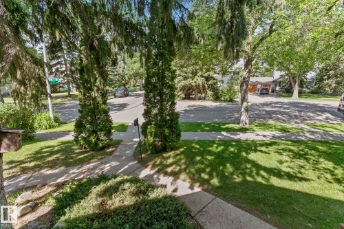 9203 76 Street, Edmonton, AB - Outdoor