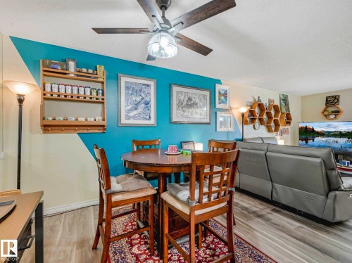 1102 Saddleback Road, Edmonton, AB - Indoor Photo Showing Kitchen