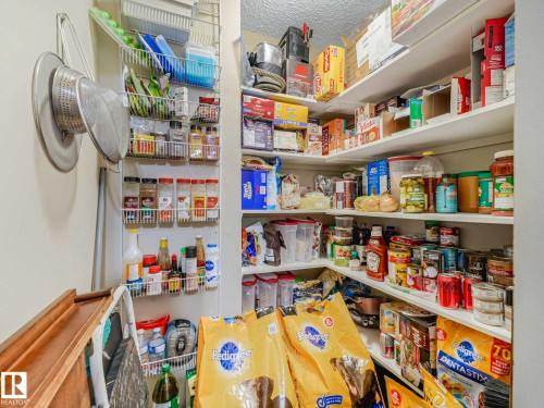 1102 Saddleback Road, Edmonton, AB - Indoor