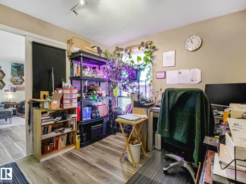 1102 Saddleback Road, Edmonton, AB - Indoor Photo Showing Bedroom