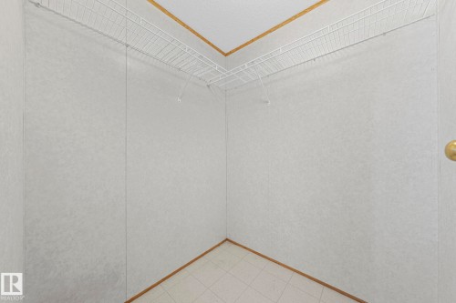 Interior closet featuring wire shelving - 623 Evergreen Park, Edmonton, AB - Indoor Photo Showing Other Room