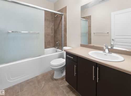 103 10531 117 Street, Edmonton, AB - Indoor Photo Showing Bathroom