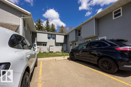 54 4403 Riverbend Road, Edmonton, AB - Outdoor