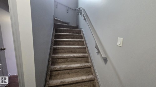 3617 Weidle Bend Bend, Edmonton, AB - Indoor Photo Showing Other Room