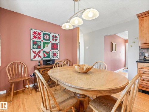 12303 131 Avenue, Edmonton, AB - Indoor Photo Showing Dining Room