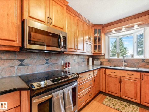 12303 131 Avenue, Edmonton, AB - Indoor Photo Showing Kitchen With Double Sink