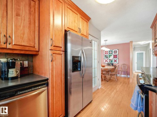 12303 131 Avenue, Edmonton, AB - Indoor Photo Showing Kitchen
