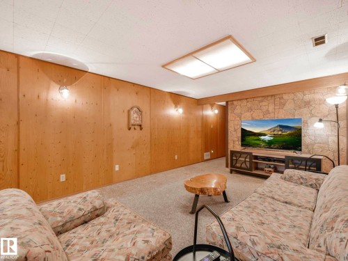 12303 131 Avenue, Edmonton, AB - Indoor