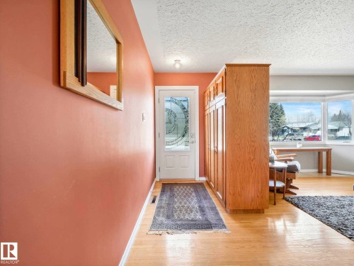 12303 131 Avenue, Edmonton, AB - Indoor Photo Showing Other Room