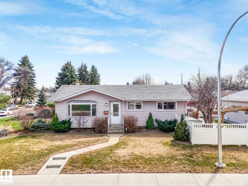 12303 131 Avenue, Edmonton, AB - Outdoor