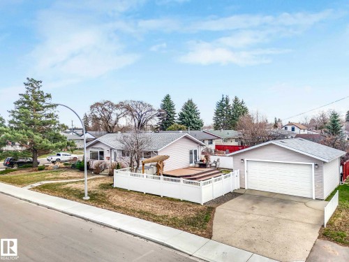 12303 131 Avenue, Edmonton, AB - Outdoor
