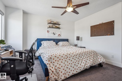 76 330 Bulyea Road, Edmonton, AB - Indoor Photo Showing Bedroom