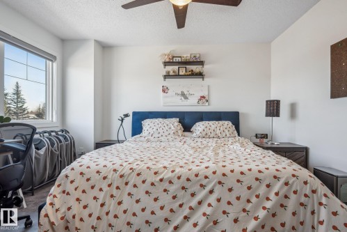 76 330 Bulyea Road, Edmonton, AB - Indoor Photo Showing Bedroom
