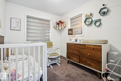 76 330 Bulyea Road, Edmonton, AB - Indoor Photo Showing Bedroom