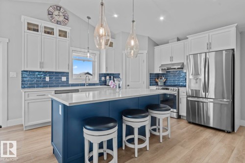 2510 Yoho Inlet, Cold Lake, AB - Indoor Photo Showing Kitchen With Upgraded Kitchen