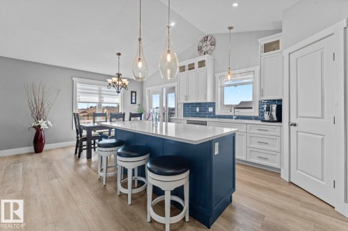 2510 Yoho Inlet, Cold Lake, AB - Indoor Photo Showing Kitchen With Upgraded Kitchen